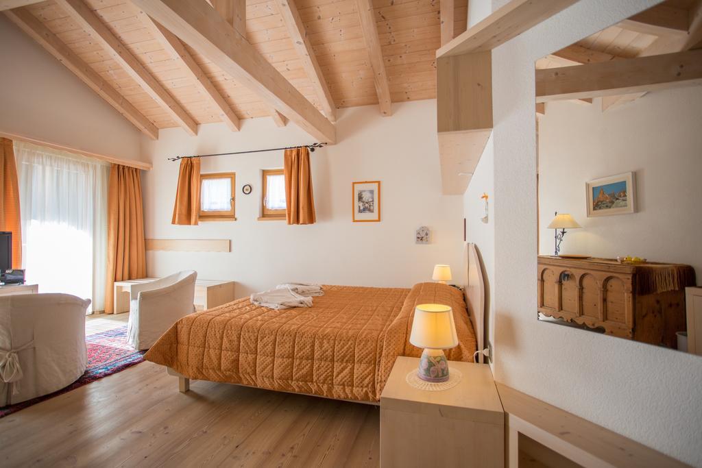 Castelir Suite Hotel Панкия Стая снимка